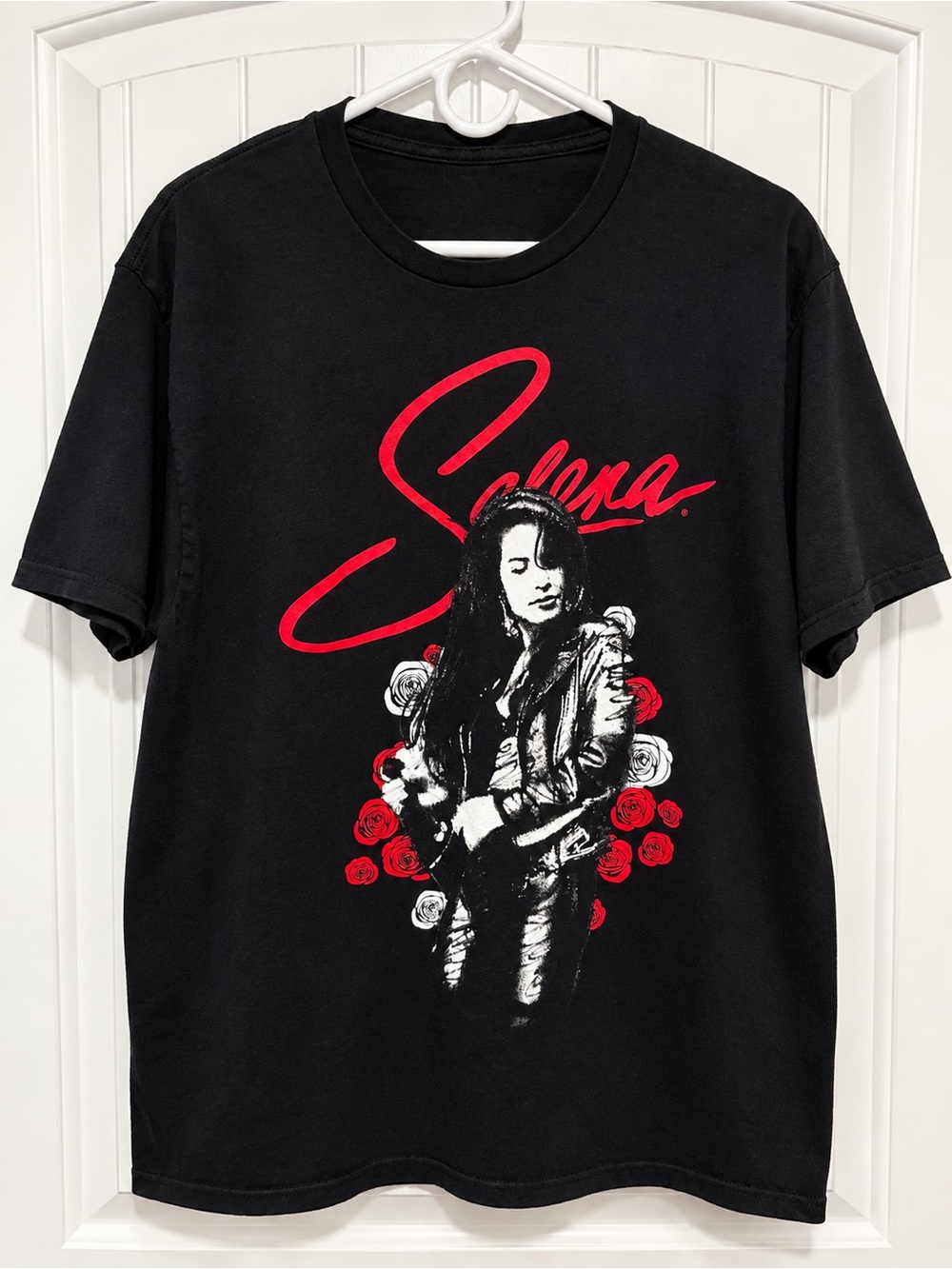 Selena Quintanilla Graphic T-Shirt XL Black Red Roses Music Tee